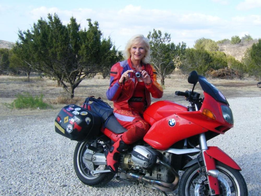 Profile of a Female Motorcyclist: Meet Voni (1/4)